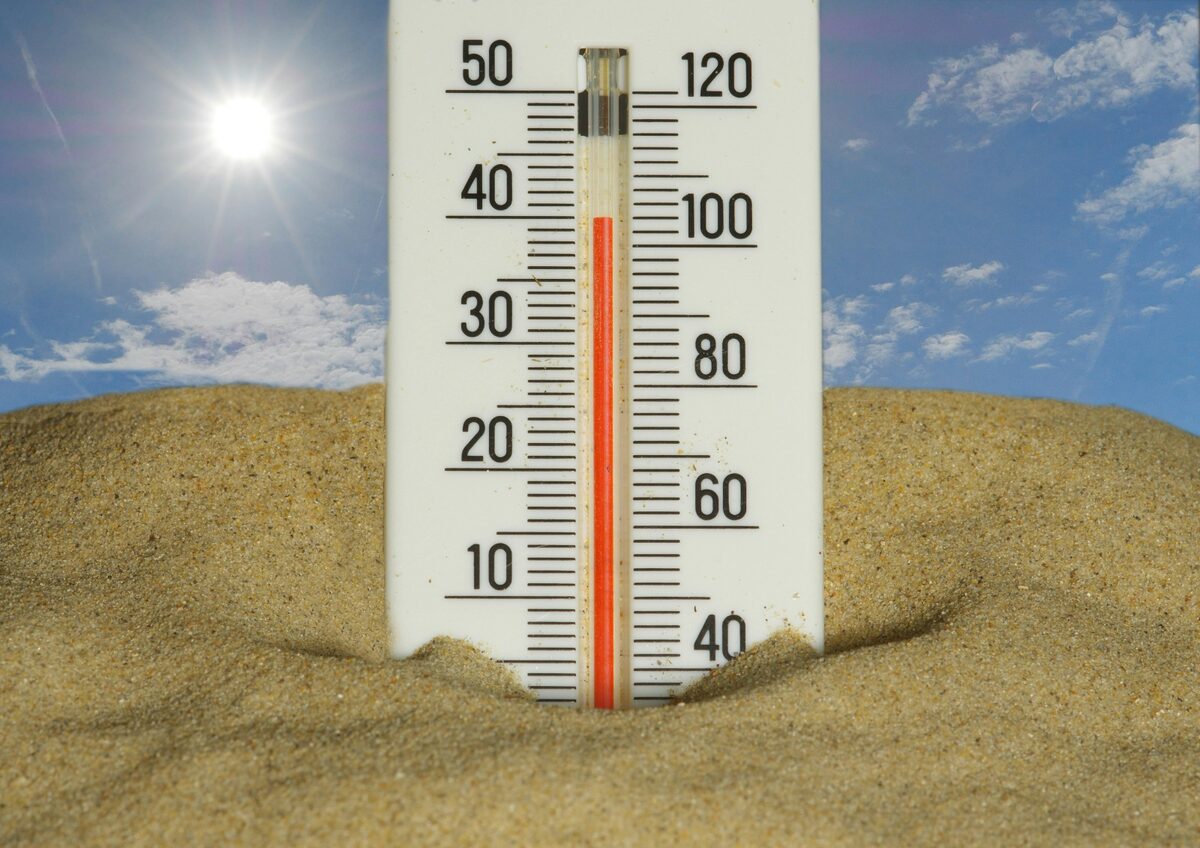 Thermometer in hot drying conditions